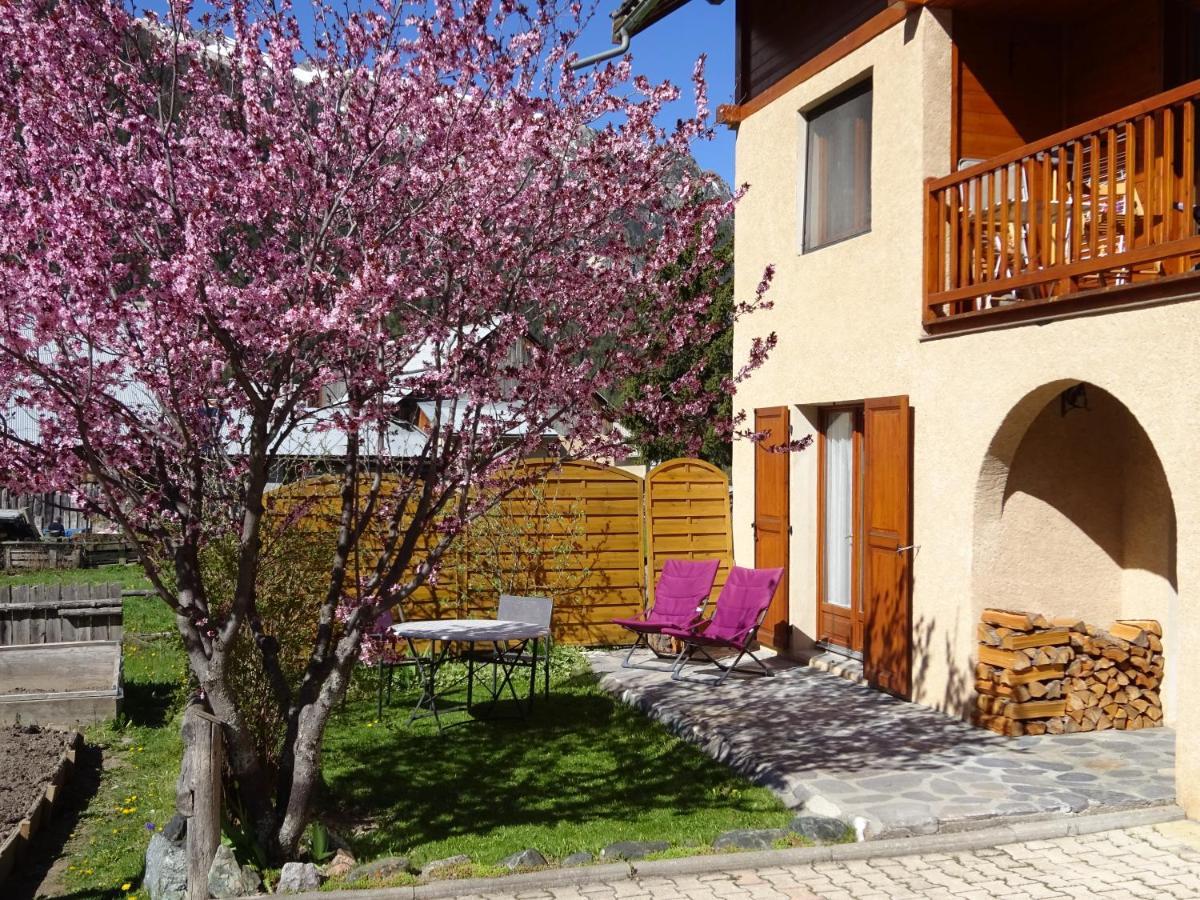 Appartement La Saume à Ceillac Extérieur photo
